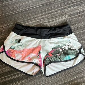 Lululemon Speed  Up Shorts